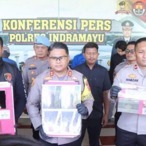 Polres Indramayu Amankan Dua Tersangka Kasus Curas Dengan Modus Menyekap dan Menguras Isi ATM Milik Korban