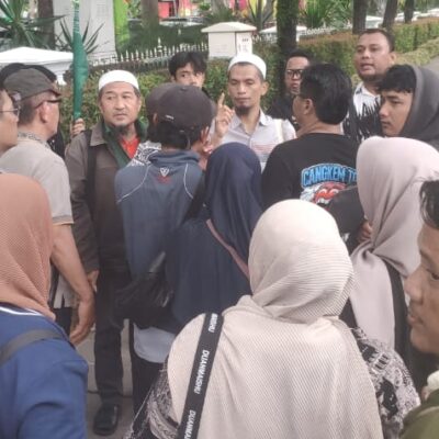 Perjuangkan Nasib Pedagang Pasar, FP3J Gelar Unras di Kantor Gubernur DKI Jakarta